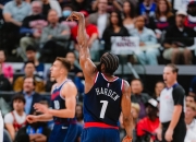 爱游戏下载-快船主场扳回一城，系列赛暂时拖入抢七