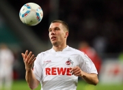 爱游戏官方-顶压不破—双线作战中人类精神力的巅峰形态