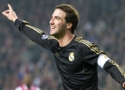 爱游戏tv-当英超遇上乒乓球，一场穿越时空的对决