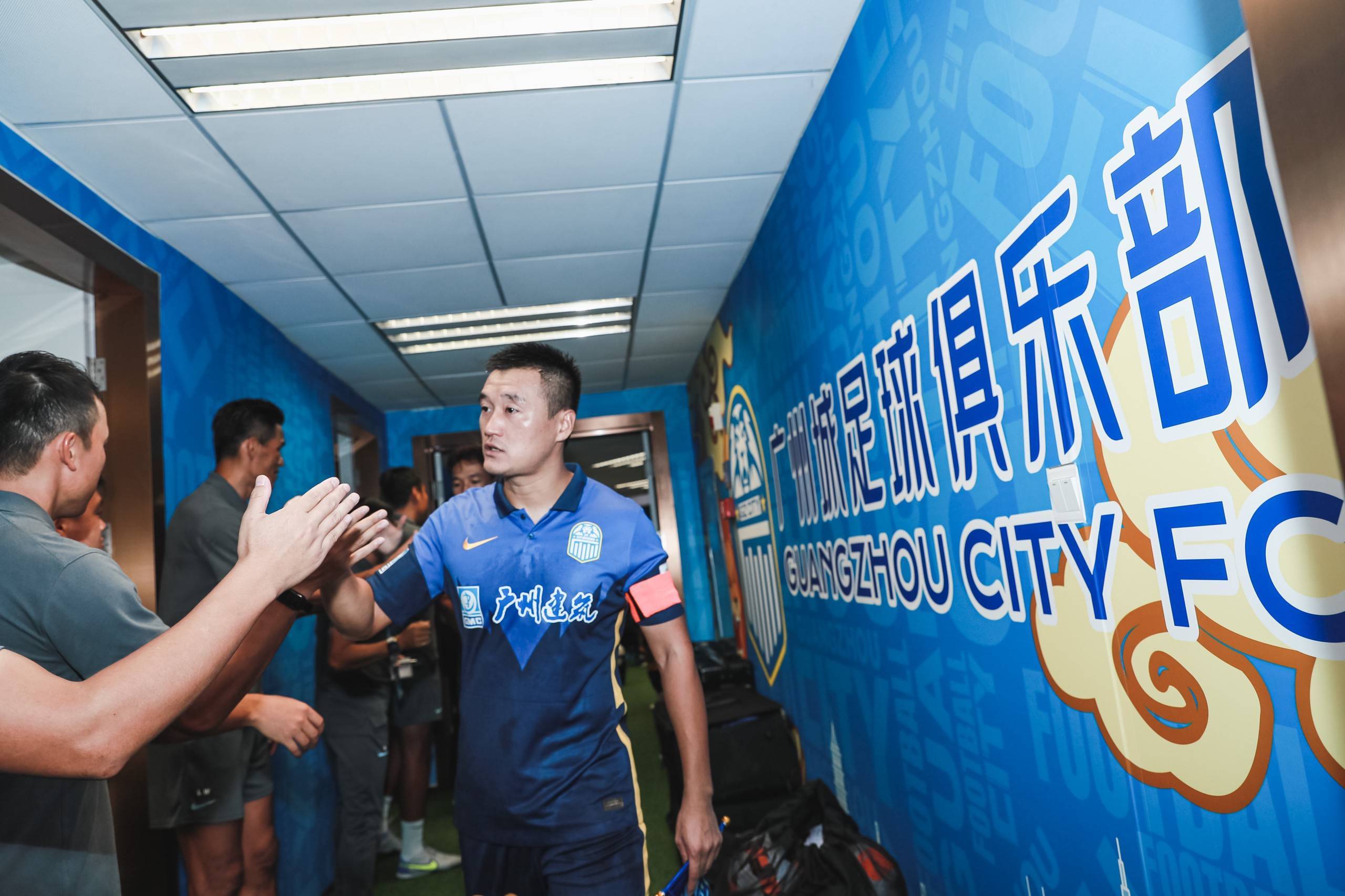 富力俱乐部反超关键对手，迎来新局面