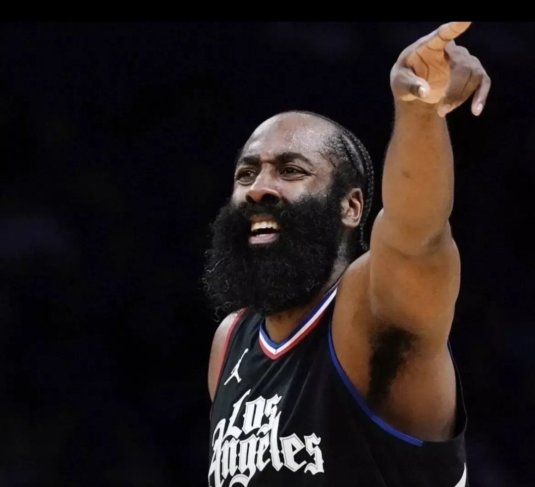 火箭击败篮网，哈登砍下40分力保胜局