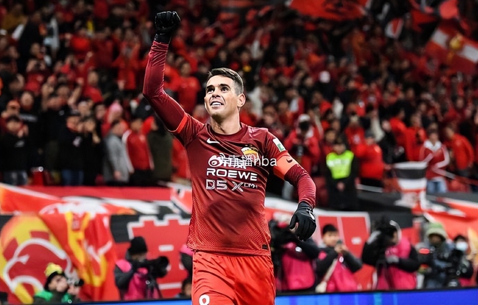 巴西球星引领球队逆转，神奇表现备受瞩目的简单介绍