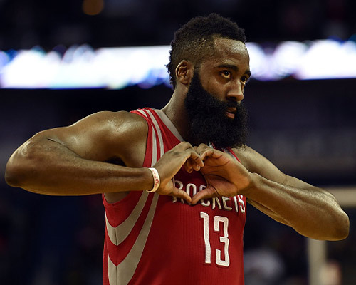 火箭主帅半场休息时临时换阵，获得奇效