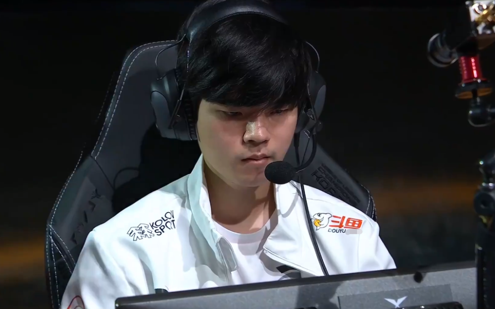 关于NS横扫HLE，CoreJJ操刀奇招英雄翻盘激烈交锋小组赛，成为赛场最大亮点的信息