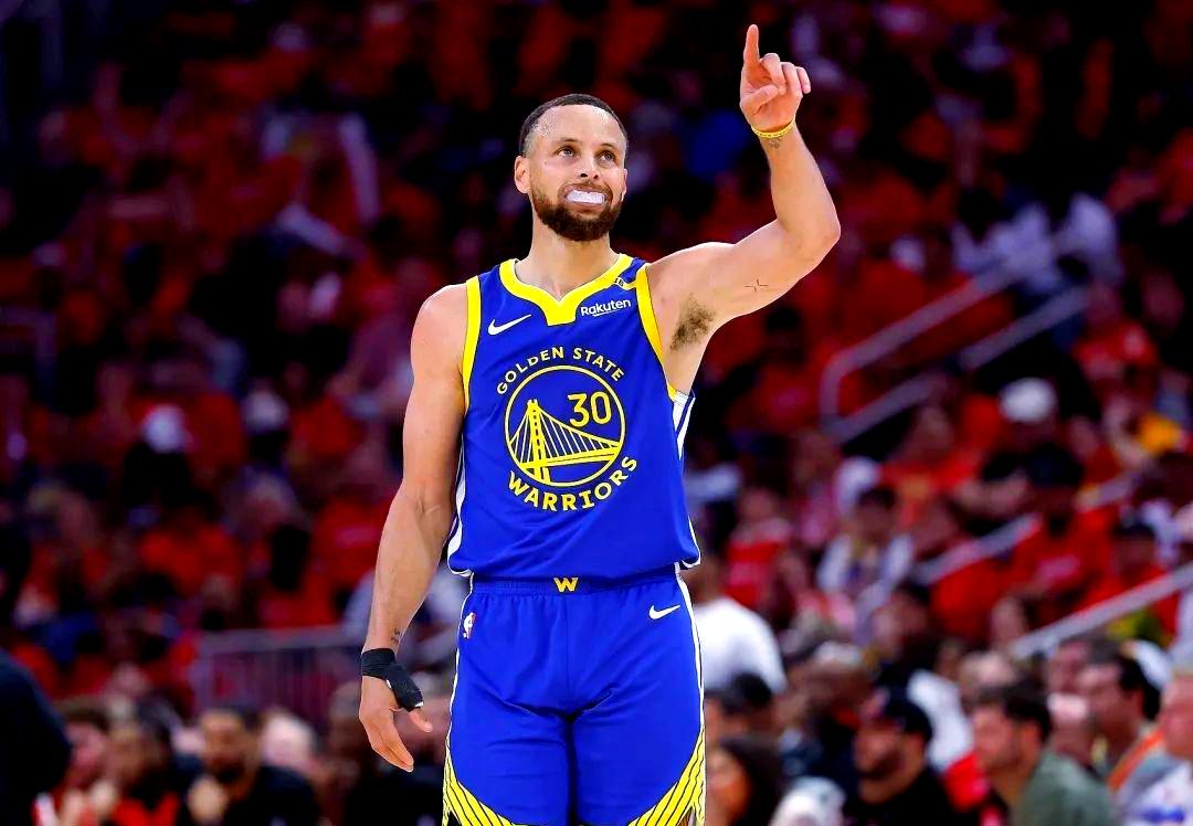 勇士宣布库里出战季后赛，将加入全队备战