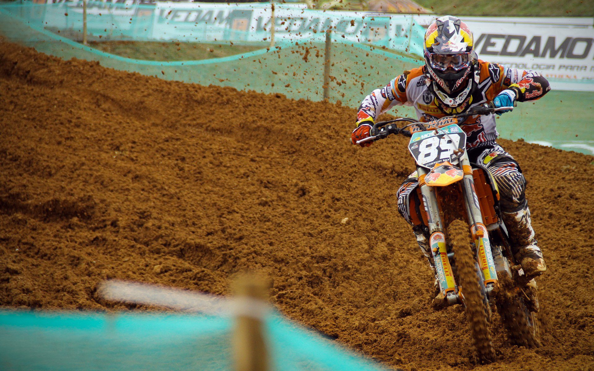 若日尼奥的战术交响诗—巴萨绝杀瑞士之夜的完美指挥家