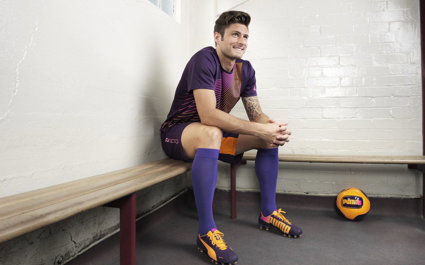 字母哥震撼交易空降洛城!加时赛隔扣恩比德绝杀,湖人新王诞生