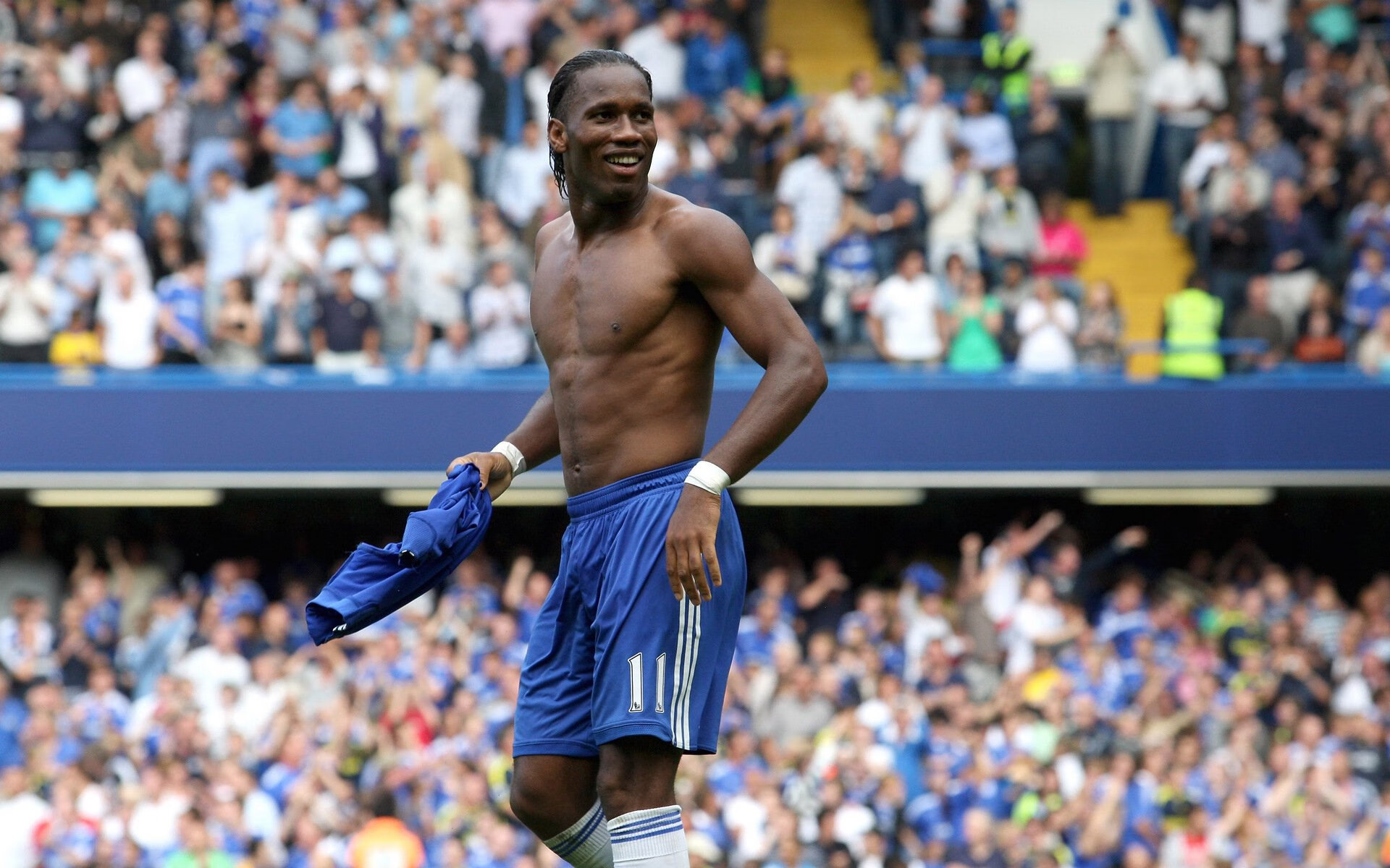 唯一性绿茵场，从苏格兰终结伊拉克，到范戴克的硬仗之王