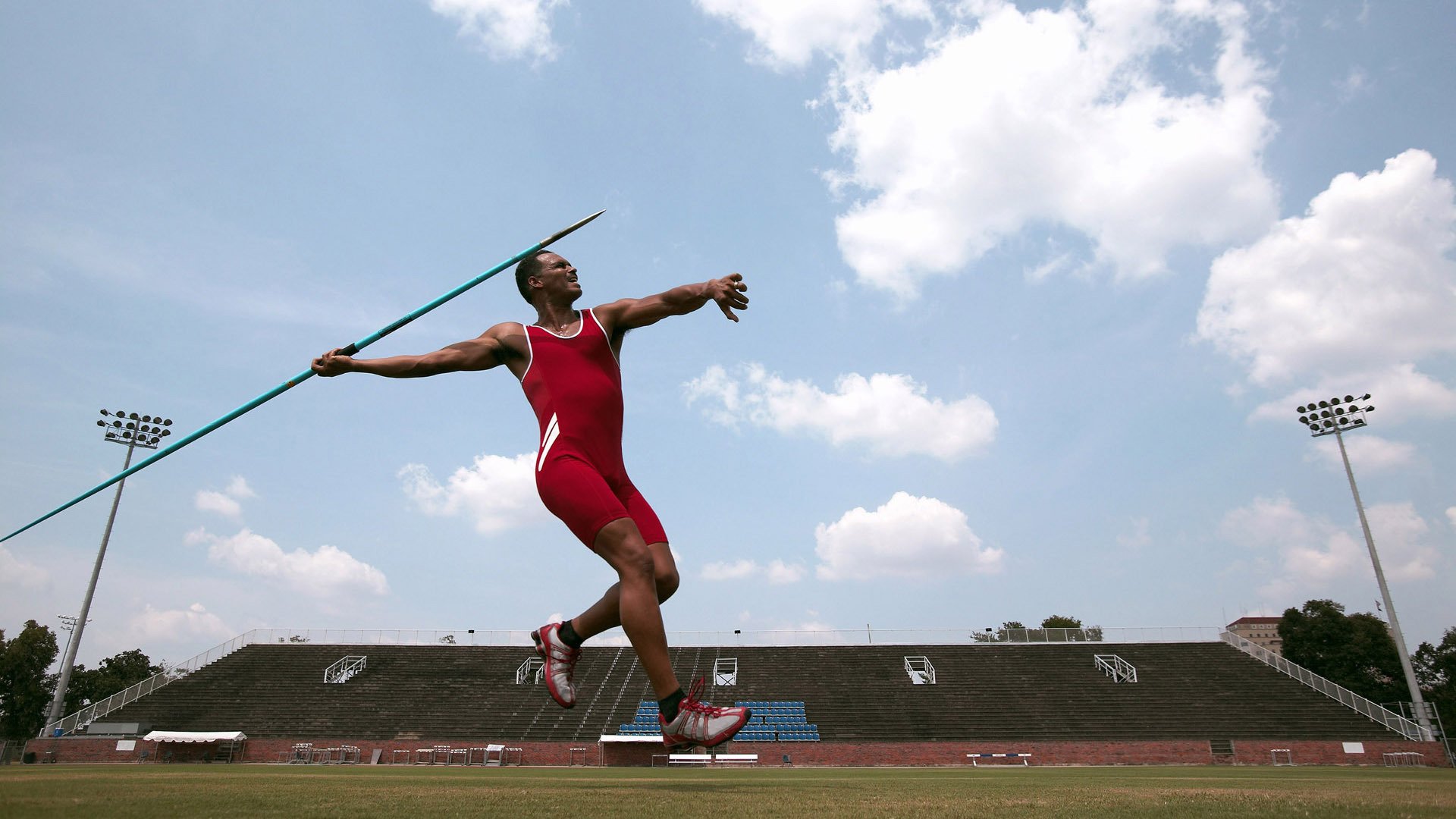 当里昂的暴雨淹没葡萄牙，那个皮克回来了